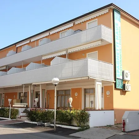 Adorable Flat 250 M From The - Beahost 公寓 比比翁
