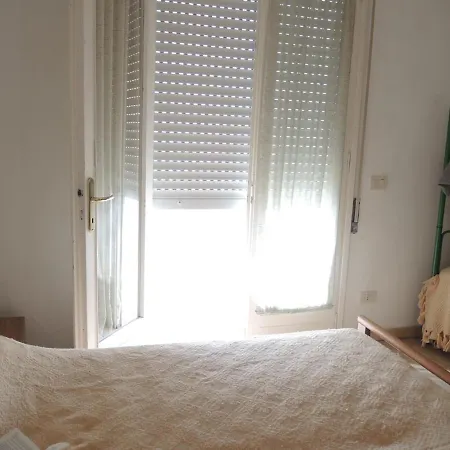 Adorable Flat 250 M From The - Beahost